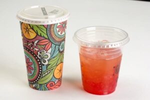 Which do you prefer, plastic cups or paper cups?